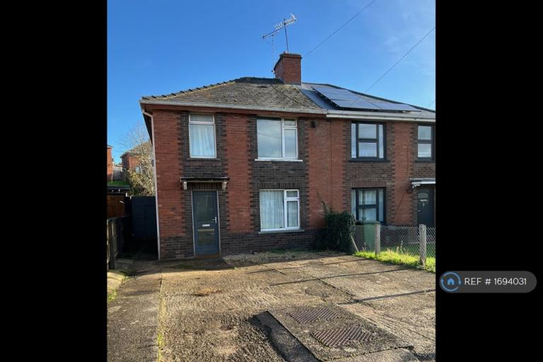 3 bedroom house in Rifford Road, Exeter, EX2 (3 bed) (#1694031)