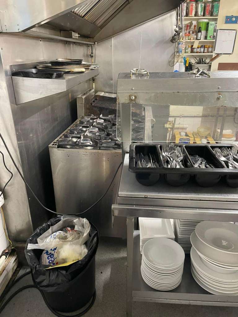 Salisbury Pub Residency + Delivery Kitchen