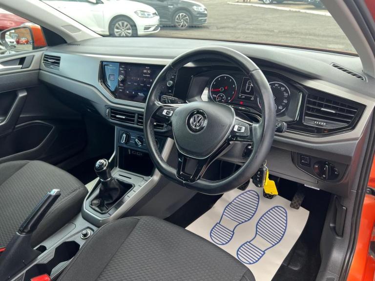 VOLKSWAGEN POLO 1.0 SE Euro 6 (s/s) 5dr 2018