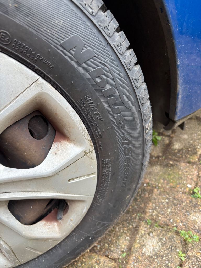 Nexan N Blue 195/65 R15 x 4 tyres- NEW