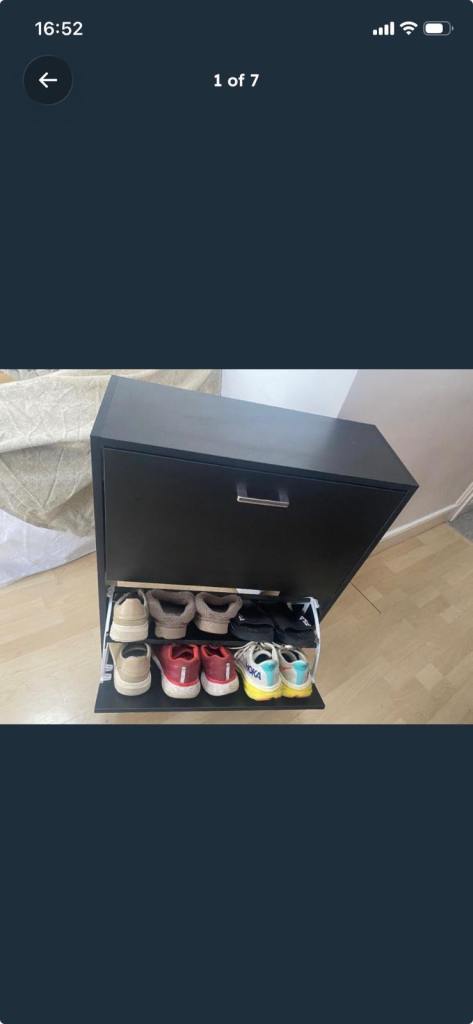 Black shoe rack 
