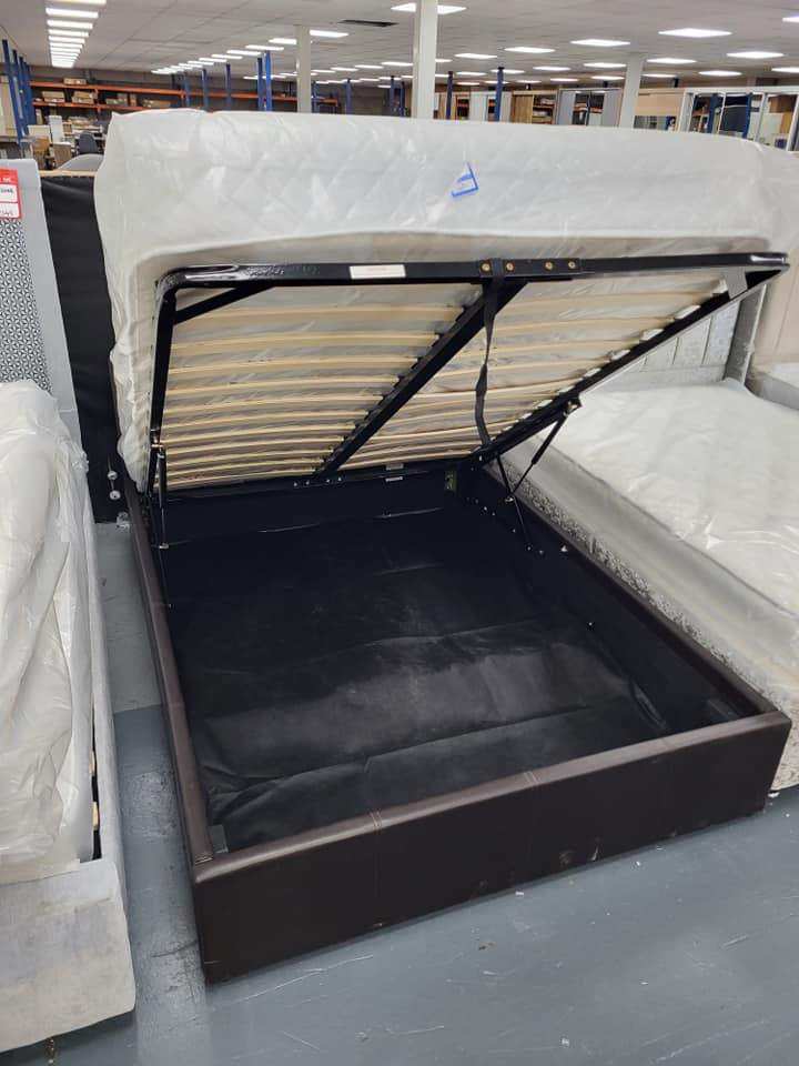 >>>>Stylish Small Double Leather Ottoman Storage Bed With Mattress >> Huge 15% Discount >>