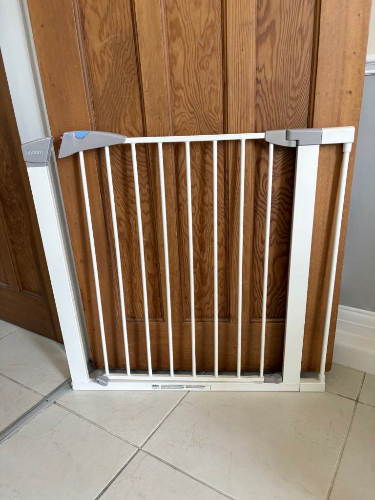Munchkin Lindam Stair Gate with 14cm extension