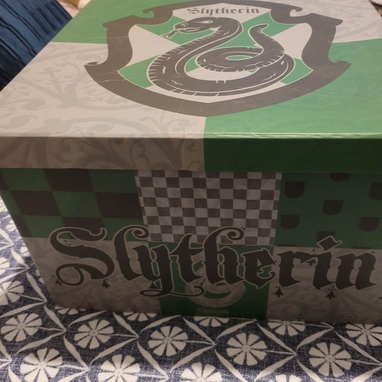 Slytherin Harry Potter Storage Box – Good Condition