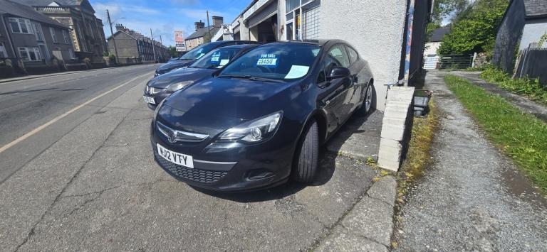 2012 Vauxhall Astra GTC 1.4T 16V Sport 3dr HATCHBACK Petrol Manual