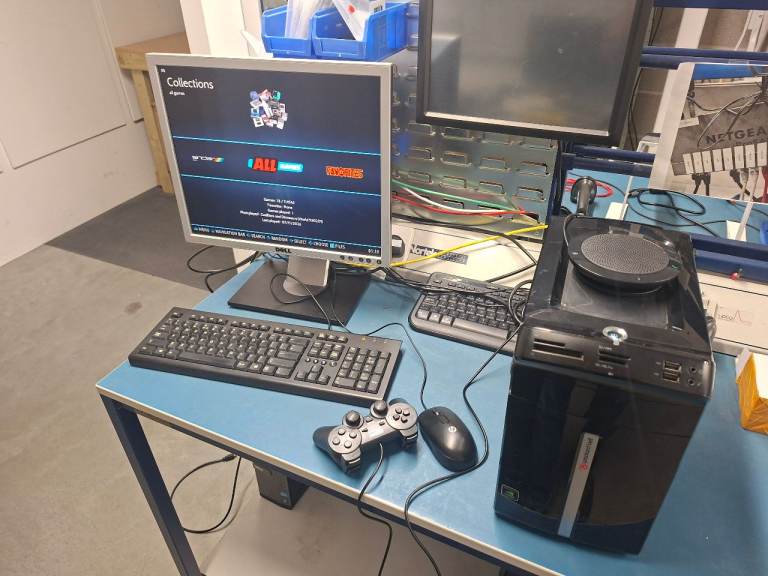 Old School Gaming PC with 114,500 Games + Monitor, Keyboard, Mouse and Joystick