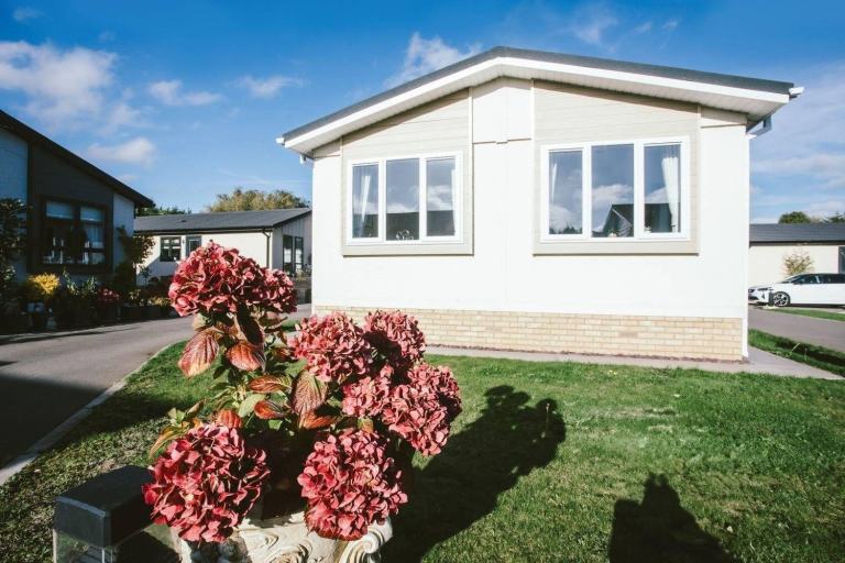 Prestige Sonata in Cambs Norfolk Border  - Lodge / Caravan 