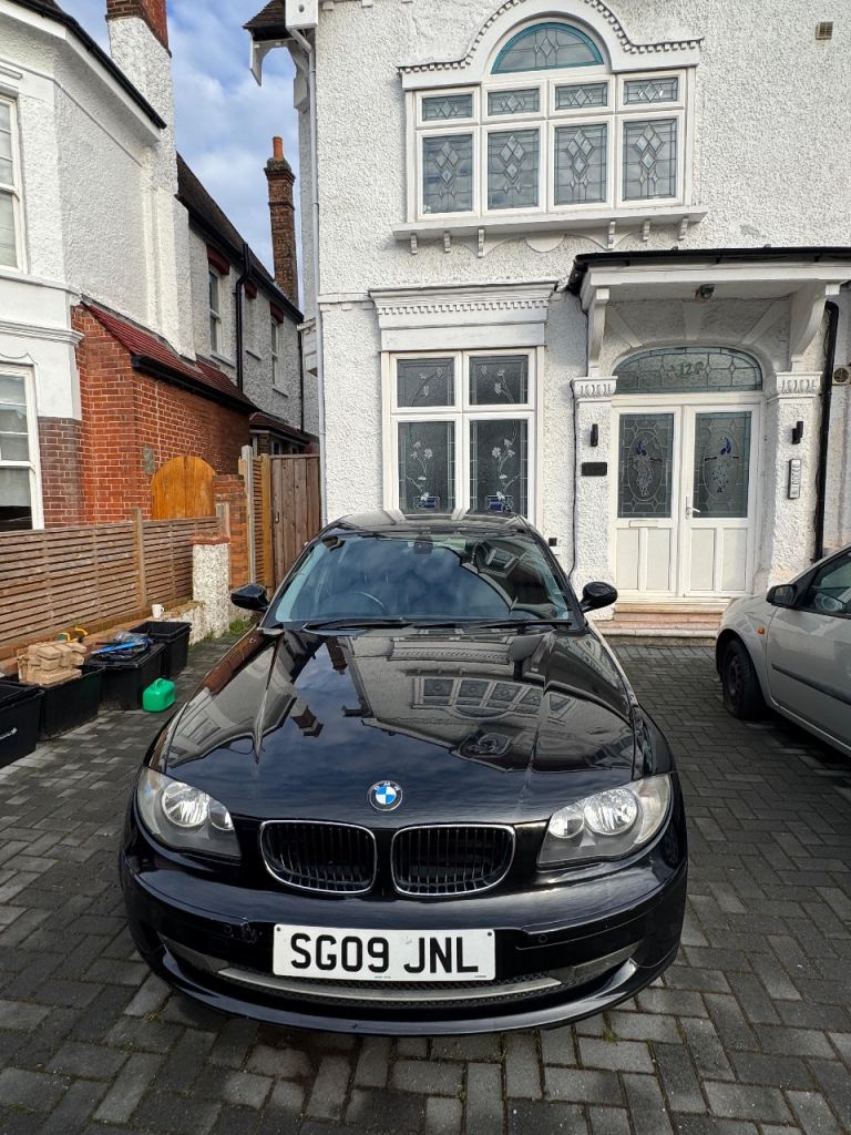 BMW, 1 SERIES, Hatchback, 2009, Manual, 1995 (cc), 5 doors