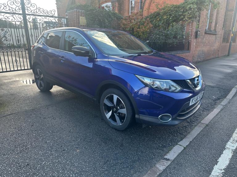 2016 Nissan Qashqai 1.2 DiG-T N-Connecta 5dr HATCHBACK Petrol Manual