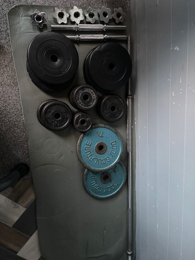Body max Weight bench and weight plates