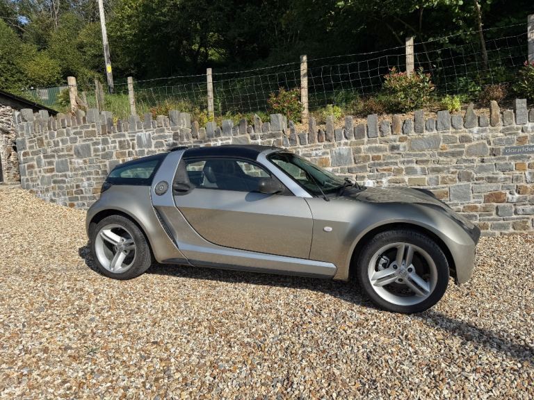 SMART ROADSTER - COUPE, 2004, Semi-Auto, 698 (cc), 2 doors. ** REDUCED PRICE **