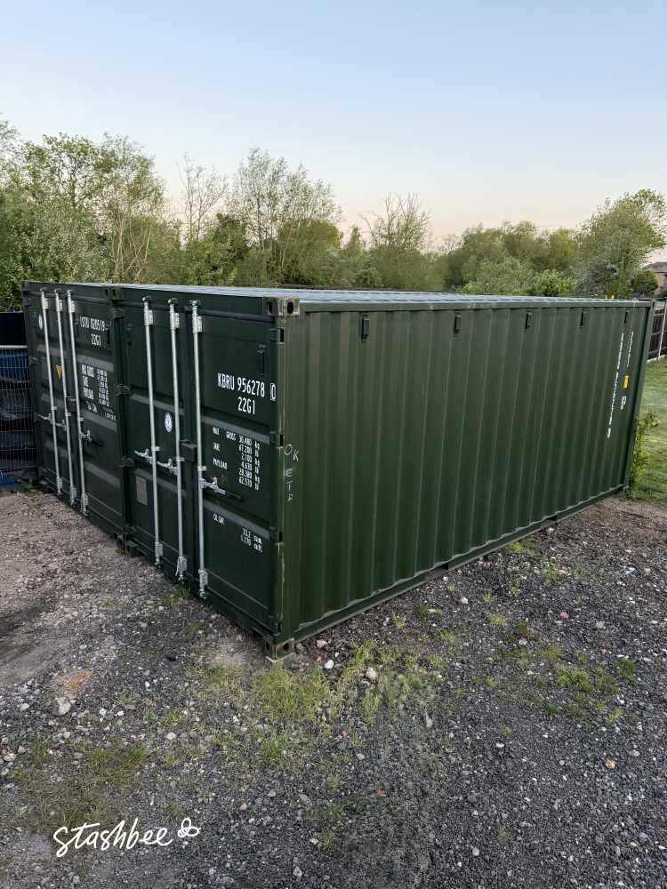 Shipping Container to rent in West Drayton (UB7) | Stashbee