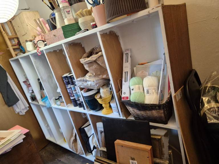 FREE DOUBLE SIDED UNIT