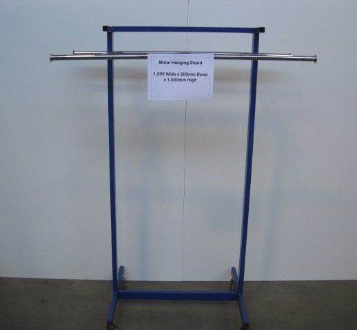 Hanging Stand – Metal/Rail