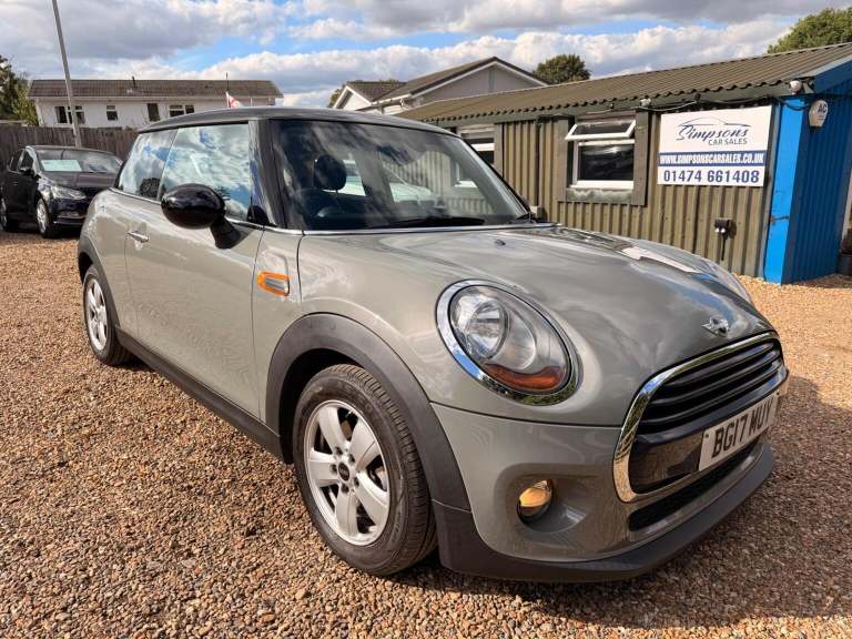 MINI HATCH 1.5 Cooper Euro 6 (s/s) 3dr (grey) 2017