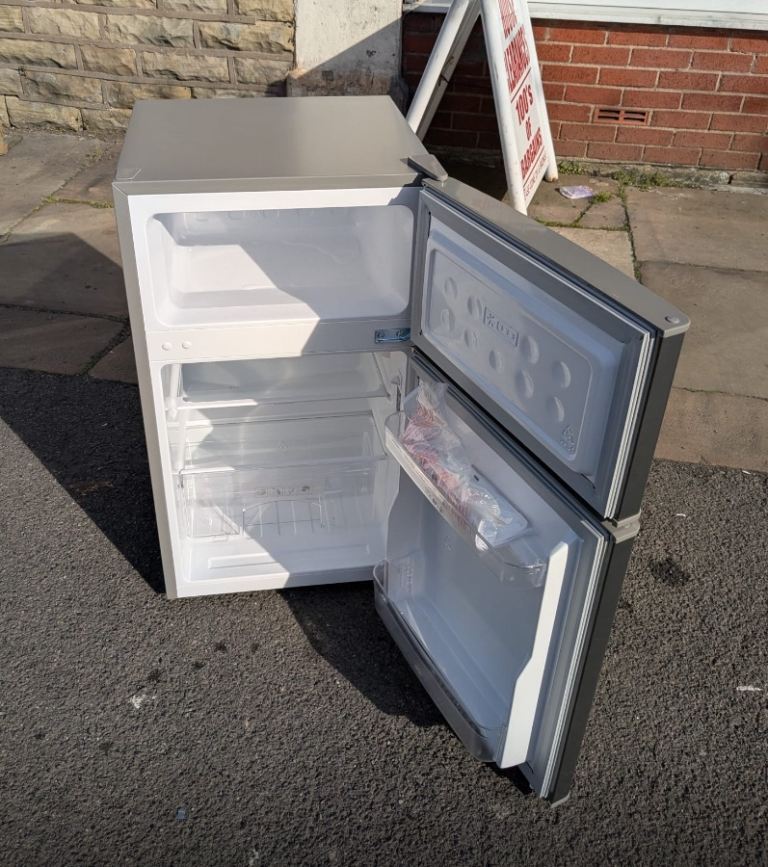 Russell Hobbs Undercounter Fridge Freezer