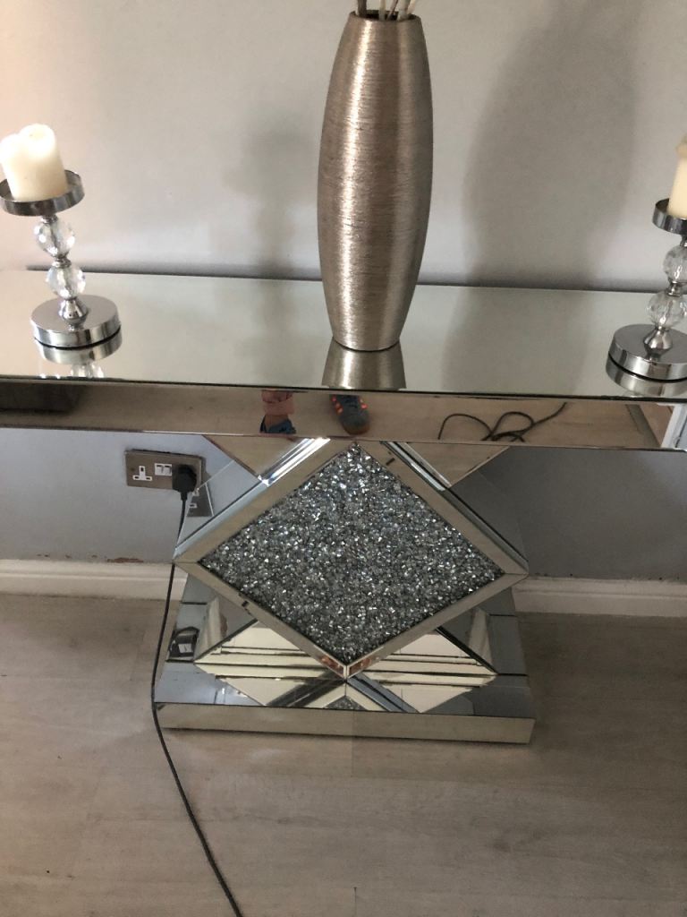 Mirrored console table 