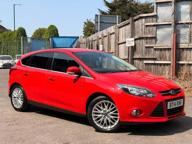 Ford Focus 1.0T EcoBoost Zetec Euro 5 (s/s) 5dr Petrol Manual