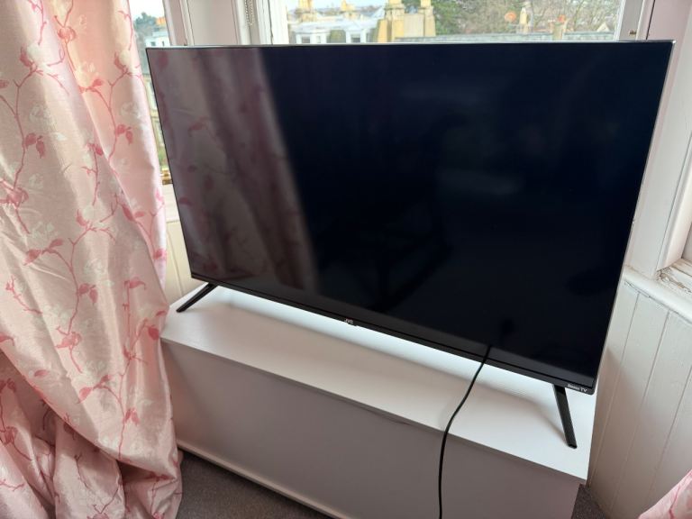 JVC 43 inch smart TV