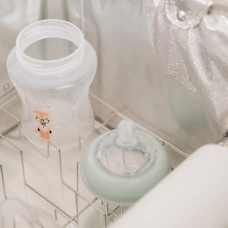 Nuby UV Steriliser for baby bottles etc