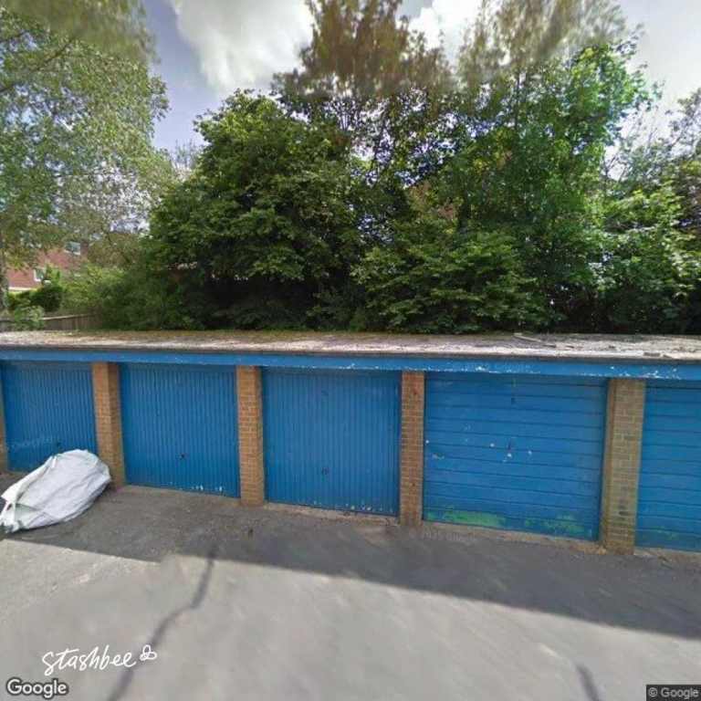 Garage to rent in Redhill (RH1) | Stashbee
