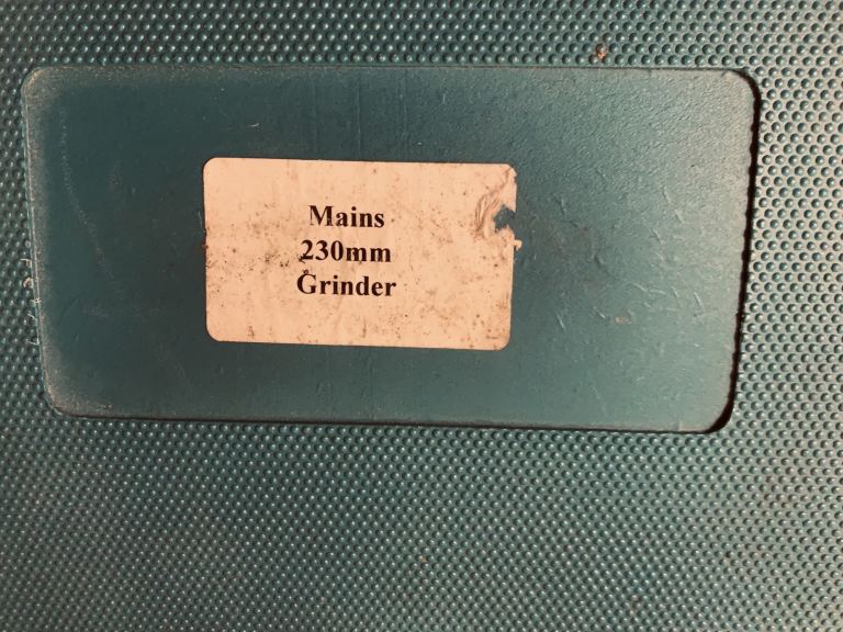 New Mains 220/240V Angle Grinder