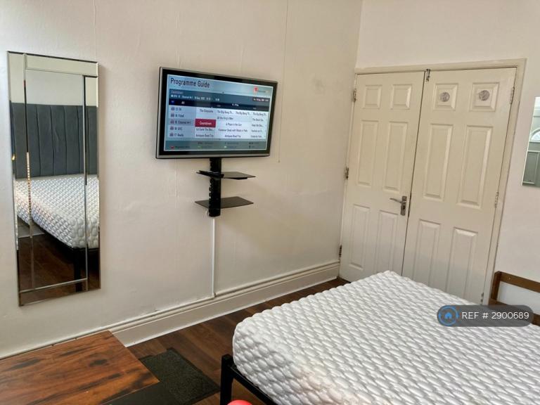 1 bedroom in Edward St, Loughborough, LE11 (#2900689)