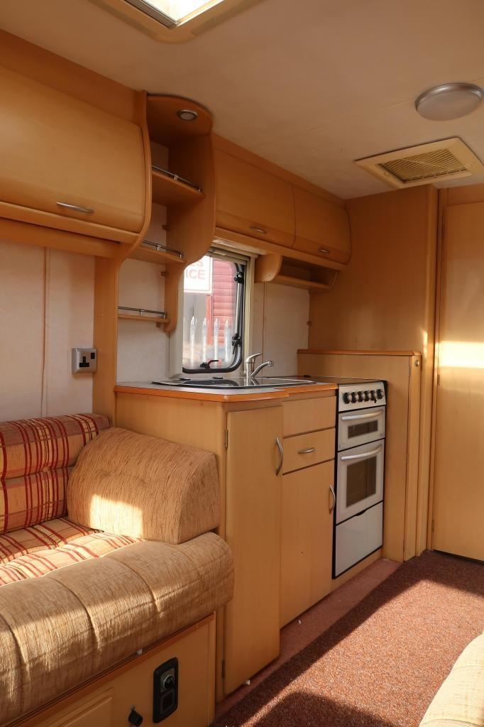 2005 COACHMAN Amara 450/2 