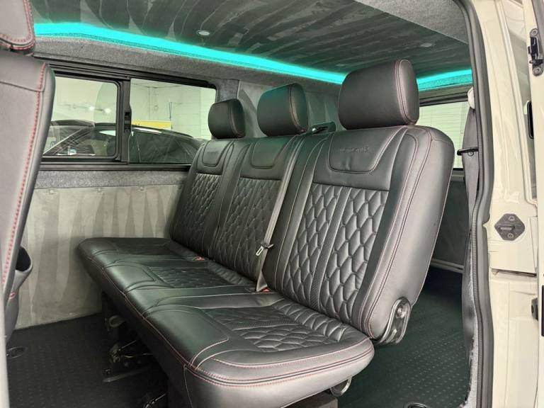 2021 Volkswagen Transporter 2.0 TDI 150 Highline Kombi Van DSG WINDOW VAN DIESEL Automatic