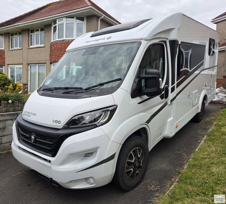 2024 SUNLIGHT V66 ADVENTURE  2-BERTH - 4-BELT - 1 OWNER - BIG SPEC