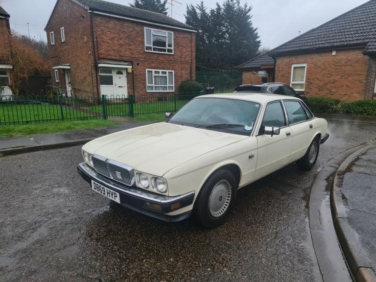 1987 Jaguar XJ 2.9 4dr classic  SALOON Petrol Automatic