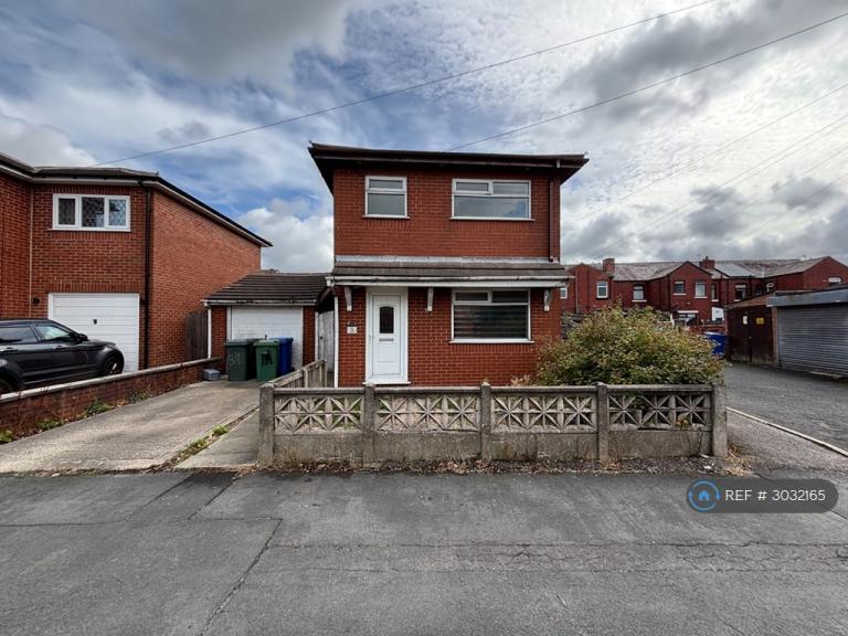 3 bedroom house in Mill Lane, Chorley, PR7 (3 bed) (#3032165)