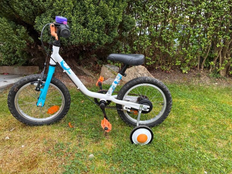 Kids Bike with Stabilisers