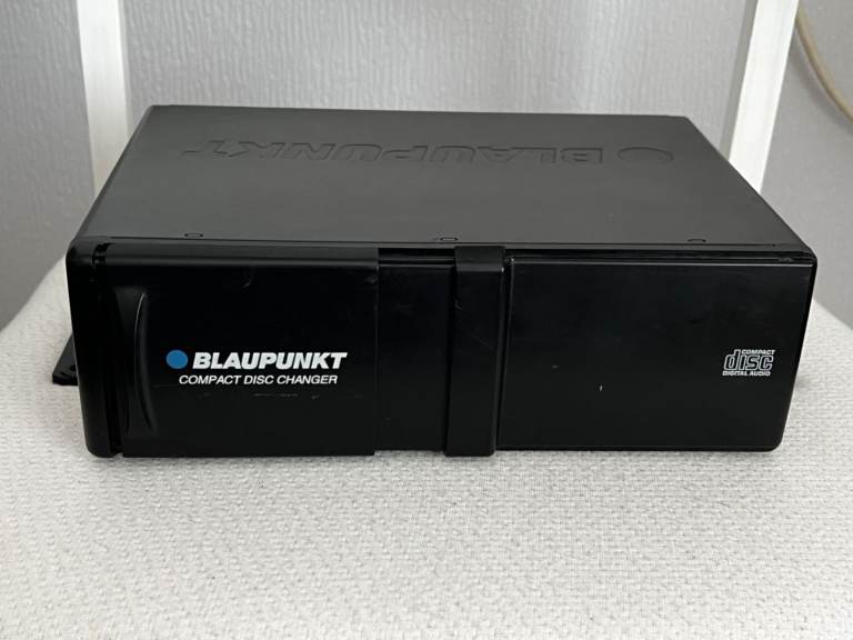Free to Collector/ enthusiast, Blaupunkt 8 CD Changer only.