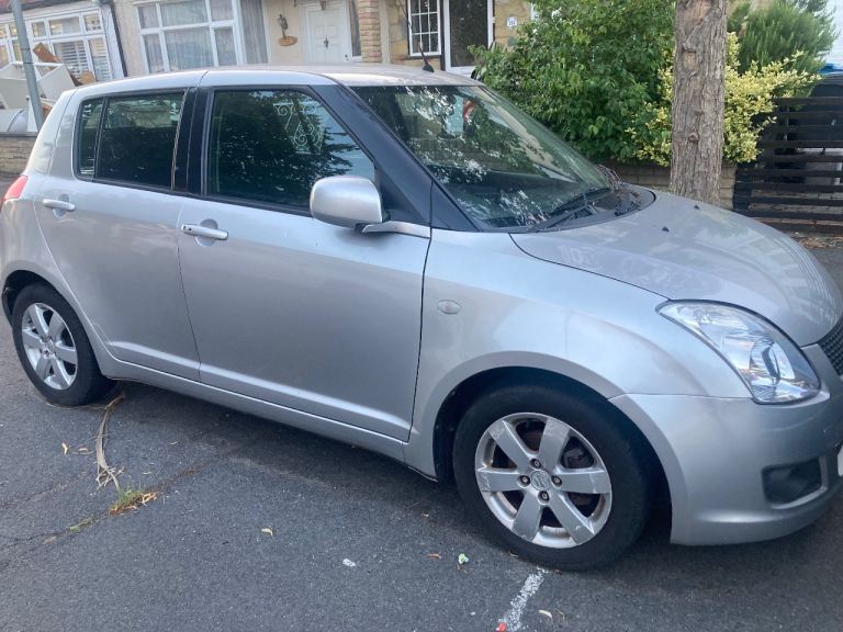 SUZUKI SWIFT AUTOMATIC 