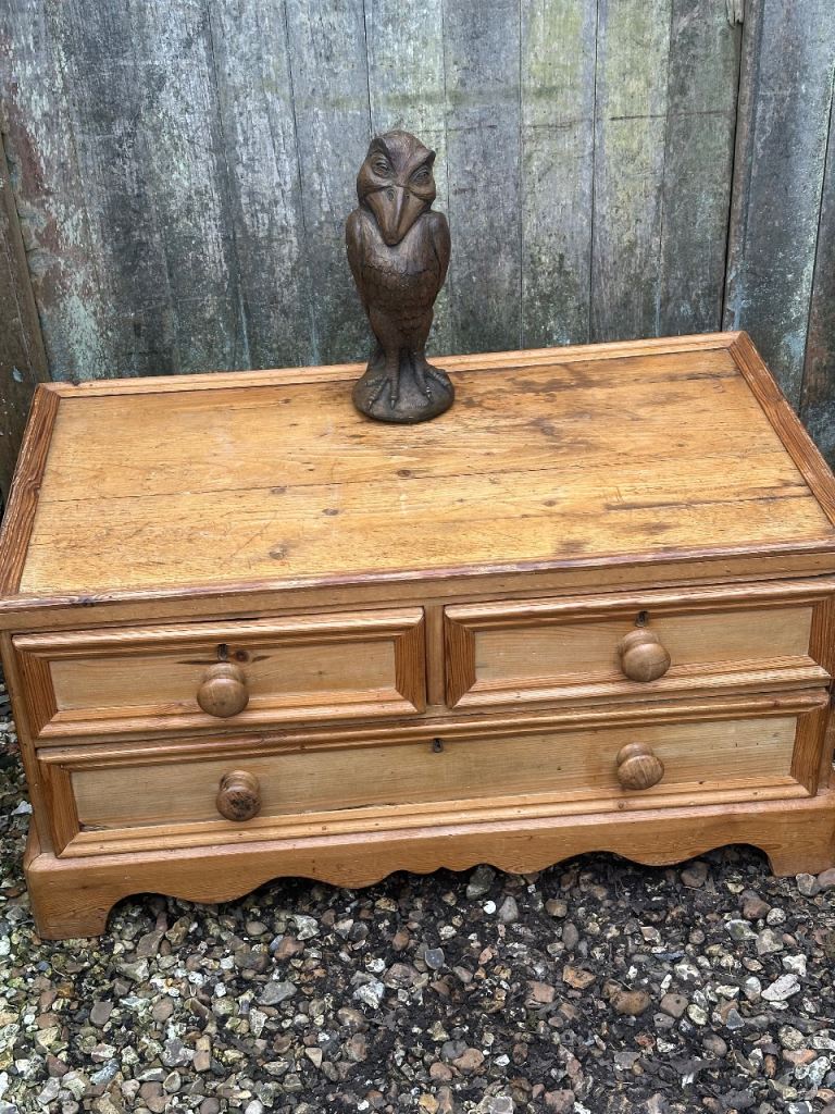 Victoria pine cupboard 