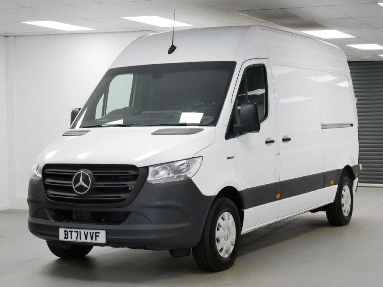 71 MERCEDES ESPRINTER 55 KWH 115 BHP L2 MEDIUM PROGRESSIVE AUTOMATIC ( NO VAT )