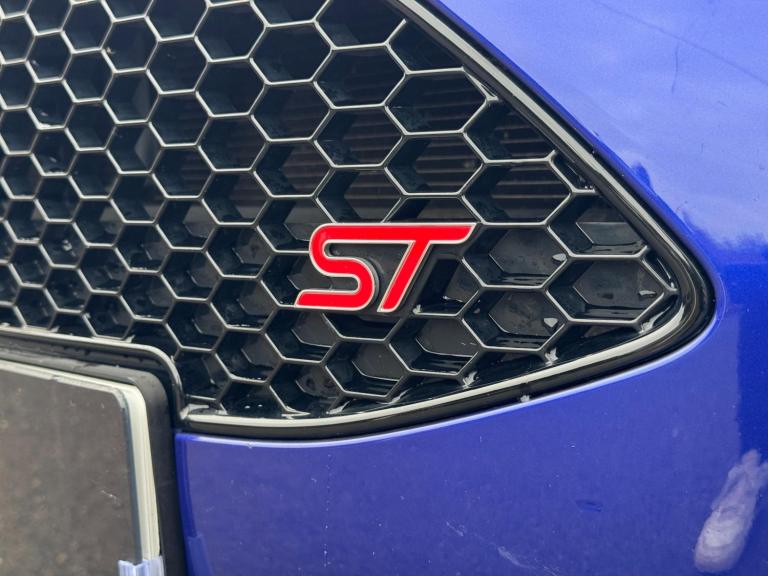 2015 Ford Fiesta 1.6 EcoBoost ST-3 3dr HATCHBACK PETROL Manual