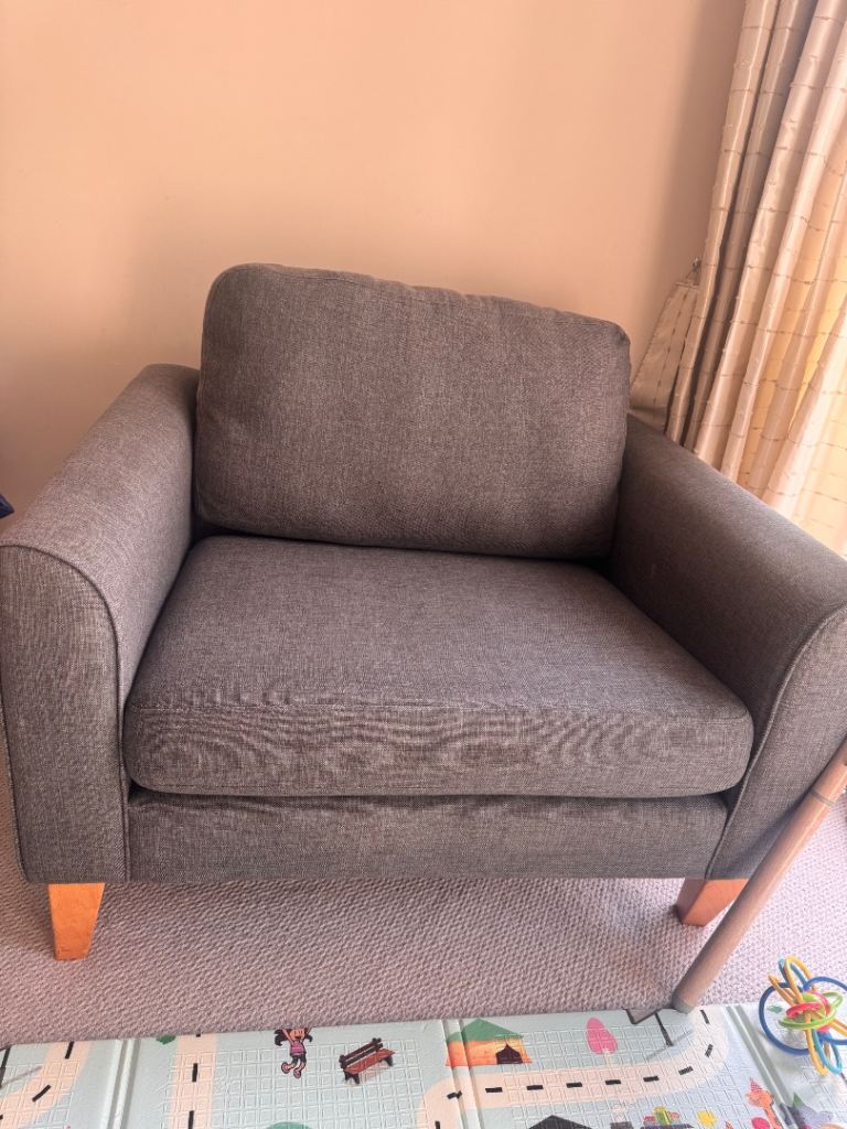 Scandinavian Arm Chair 