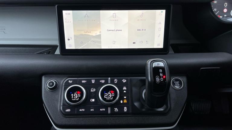 2023 Land Rover Defender 3.0 D300 X-Dynamic SE 110 5dr Auto (7 Seat) With H