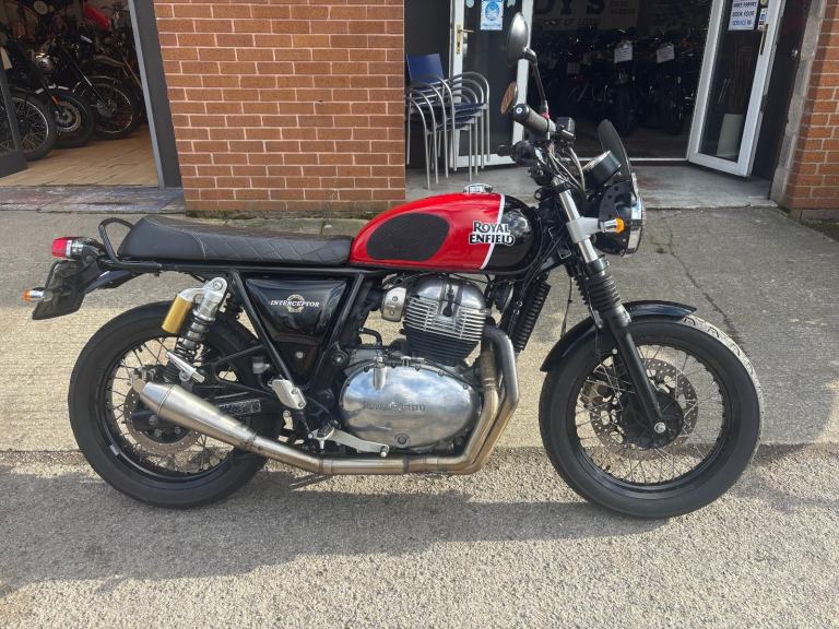 2020 ROYAL ENFIELD INTERCEPTOR INT 650CC RAVISHING RED
