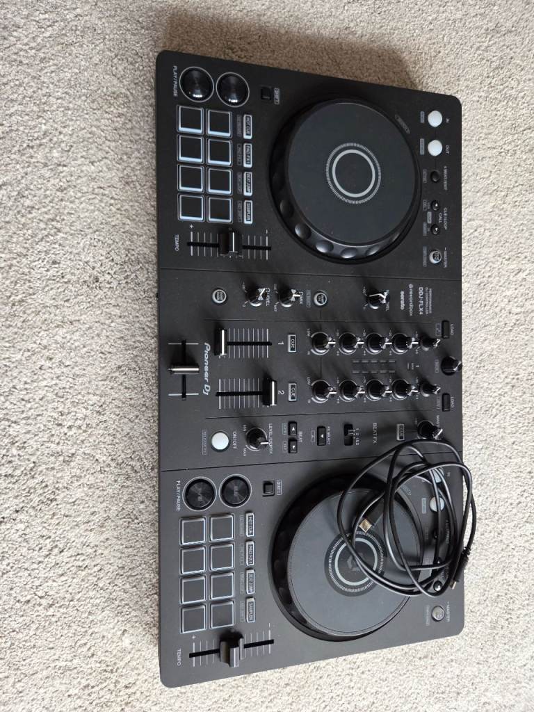 Pioneer DJ DDJ-400 Controller - As Good As New