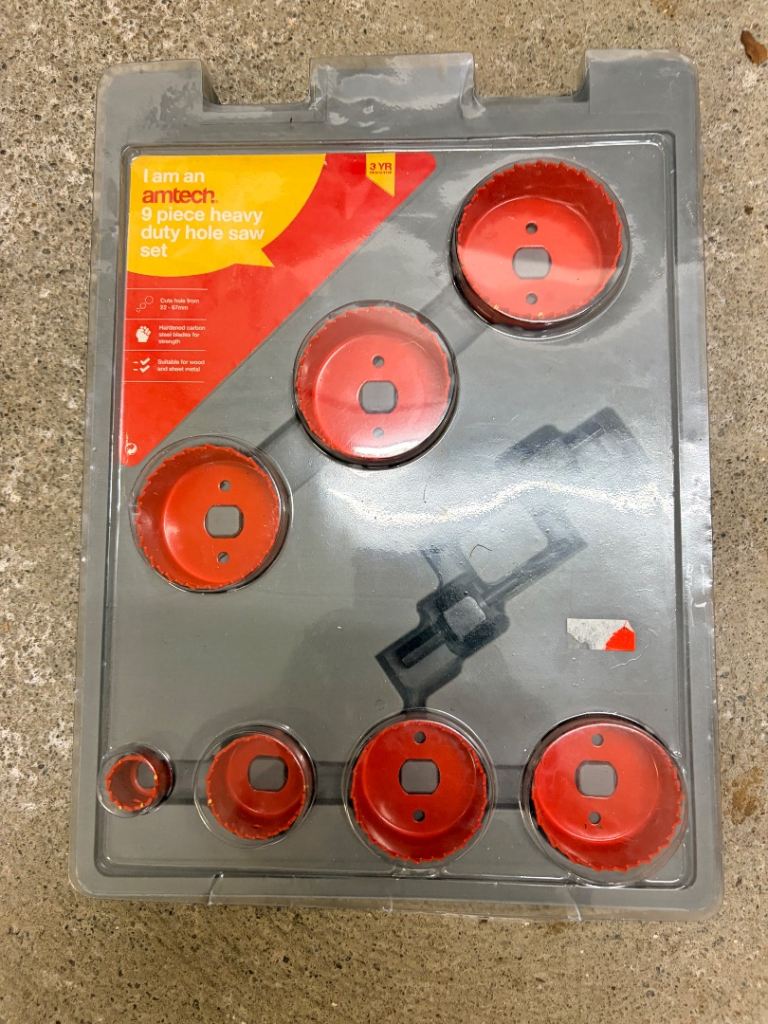 Amtech 9 Piece Heavy Duty Hole Saw Set - Brand New