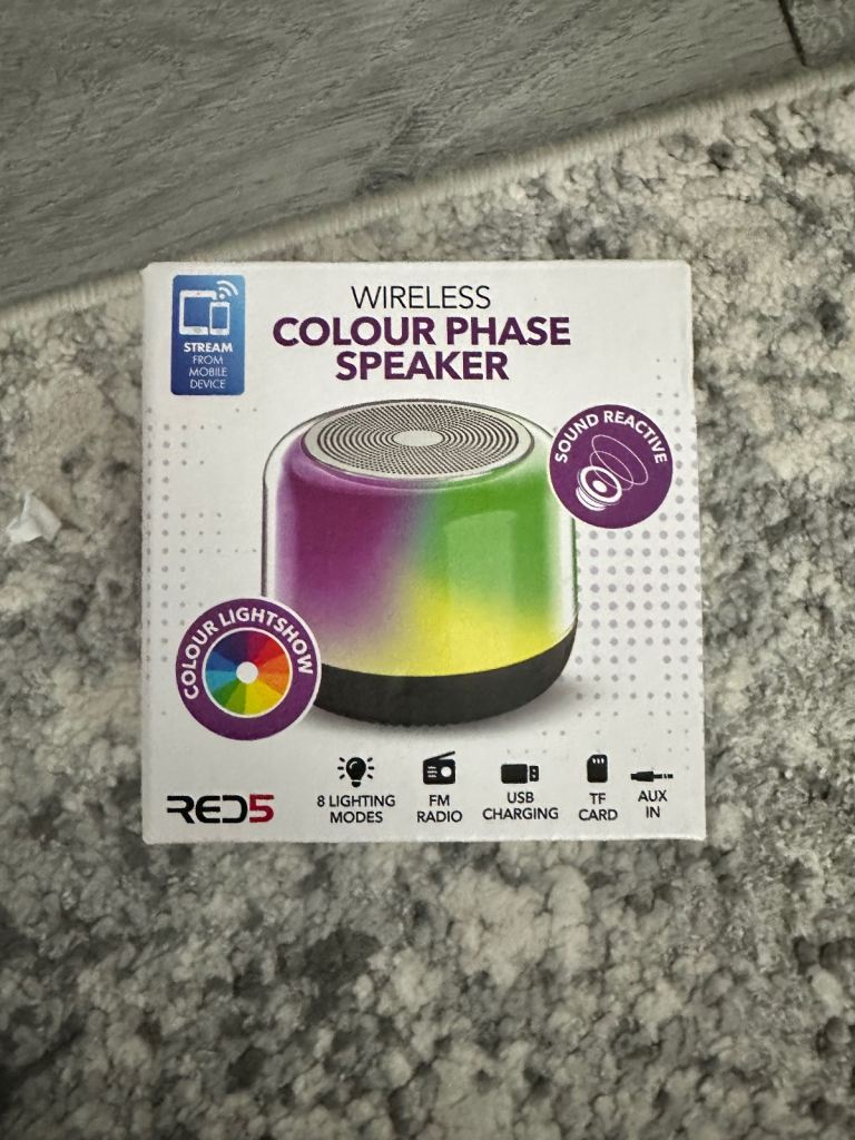 Wireless small speaker 