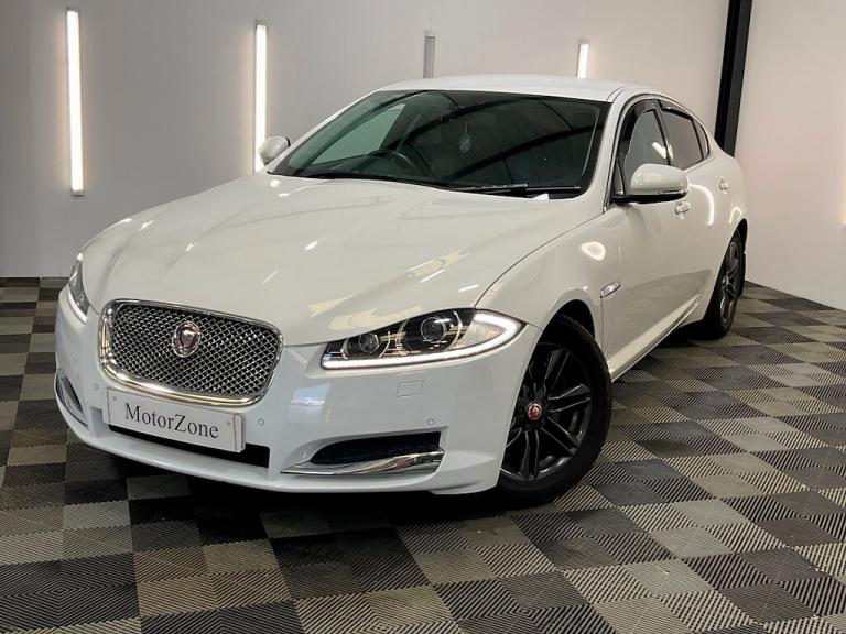 2014 Jaguar XF 2.2d [200] Luxury 4dr Auto SALOON DIESEL Automatic