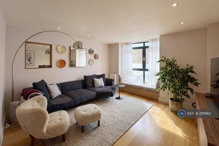 2 bedroom house in Isabella Mews, London, N1 (2 bed) (#2111662)