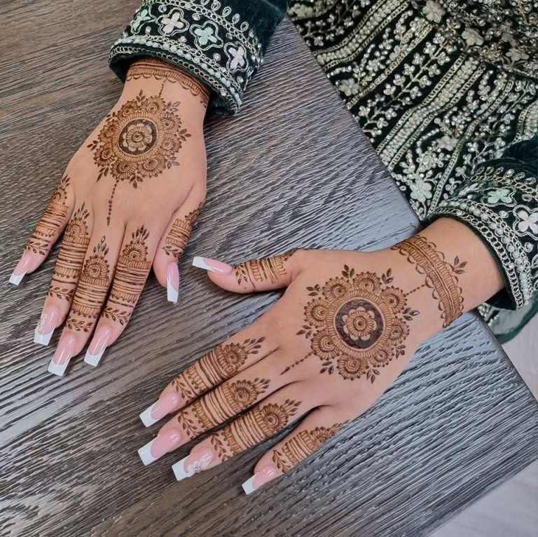 LONDON HENNA MEHNDI ARTIST EID OFFER