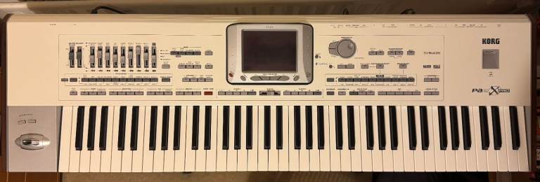 Korg PA2X PRO 76-Key Arranger Keyboard 2008