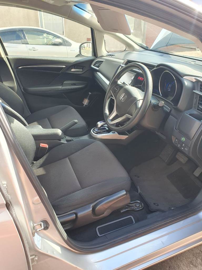 Honda Jazz Fit 1.5 Liter Hybrid Self Charging Electric Automatic 39,000 Miles Ulez Compliant!!!