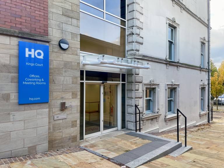Blackburn - BB2 2DH \ Office with 3 Desks for Rent